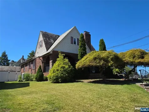 304 Henry Street Hasbrouck Heights NJ 07604