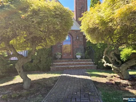 304 Henry Street Hasbrouck Heights NJ 07604