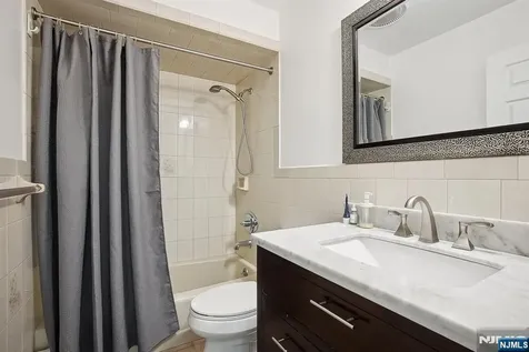 416 68th Street Guttenberg NJ 07093