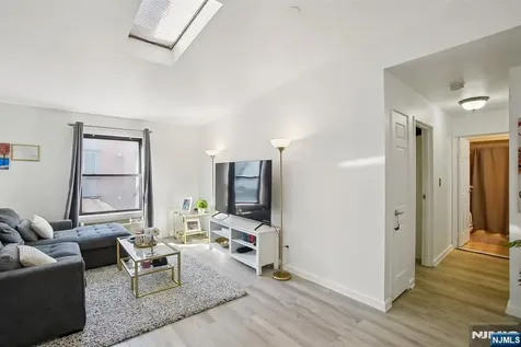 416 68th Street Guttenberg NJ 07093