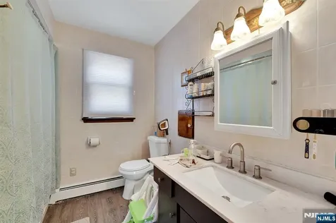 31 Marginal Road Rutherford NJ 07070