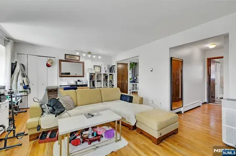 31 Marginal Road Rutherford NJ 07070