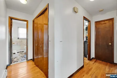 31 Marginal Road Rutherford NJ 07070