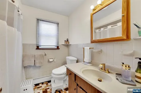 31 Marginal Road Rutherford NJ 07070