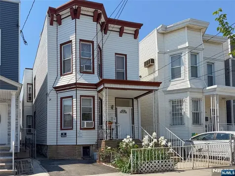227 46th Street Union City NJ 07087