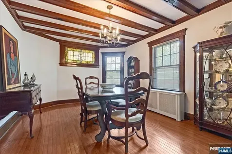 525 S Maple Avenue Glen Rock NJ 07452