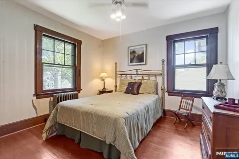 525 S Maple Avenue Glen Rock NJ 07452