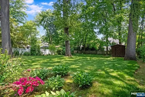 525 S Maple Avenue Glen Rock NJ 07452