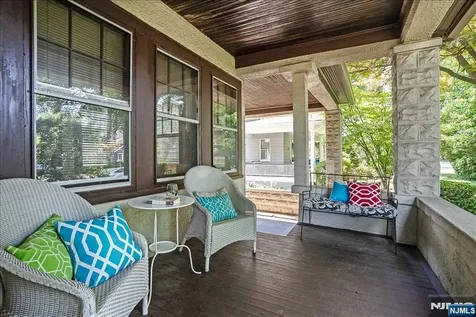 525 S Maple Avenue Glen Rock NJ 07452