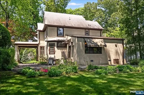 525 S Maple Avenue Glen Rock NJ 07452