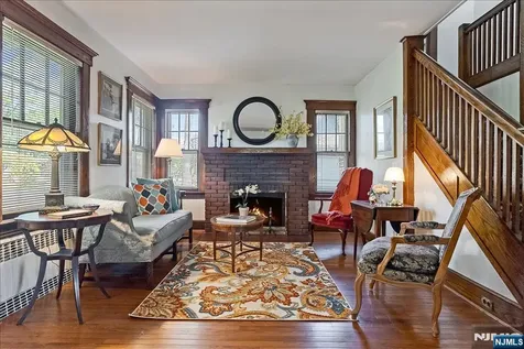 525 S Maple Avenue Glen Rock NJ 07452