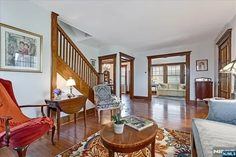 525 S Maple Avenue Glen Rock NJ 07452