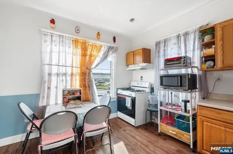 217 Lily Street Paterson NJ 07522