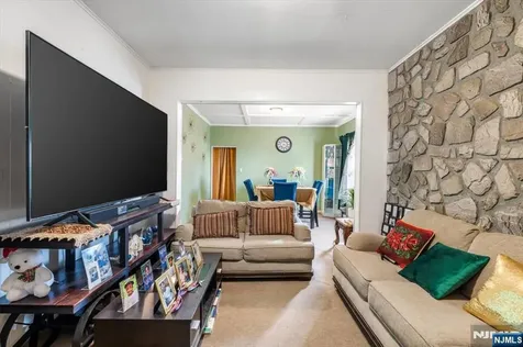 217 Lily Street Paterson NJ 07522