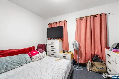 217 Lily Street Paterson NJ 07522
