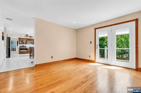 24 Fox Hollow Road Ramsey NJ 07446