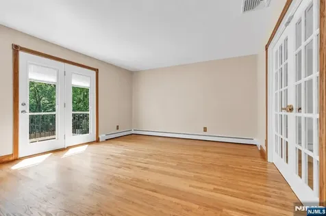 24 Fox Hollow Road Ramsey NJ 07446