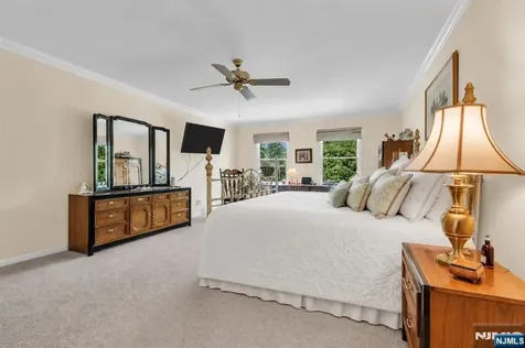 24 Fox Hollow Road Ramsey NJ 07446