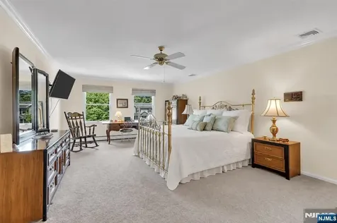 24 Fox Hollow Road Ramsey NJ 07446