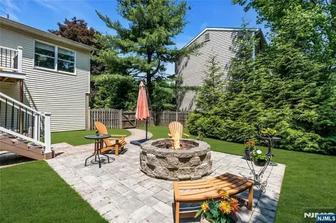 24 Fox Hollow Road Ramsey NJ 07446