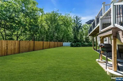 24 Fox Hollow Road Ramsey NJ 07446