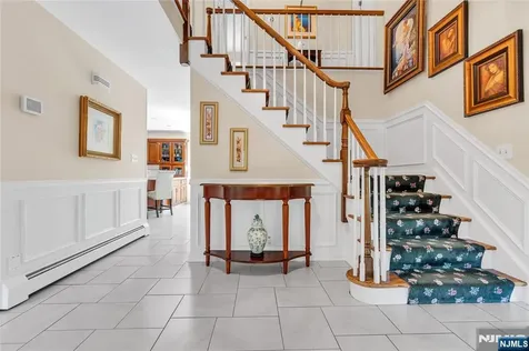 24 Fox Hollow Road Ramsey NJ 07446
