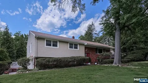 277 French Hill Road Wayne NJ 07470