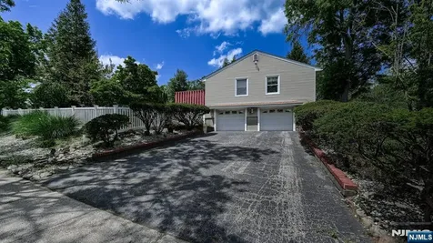 277 French Hill Road Wayne NJ 07470