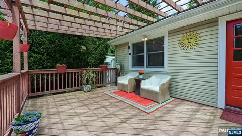 277 French Hill Road Wayne NJ 07470