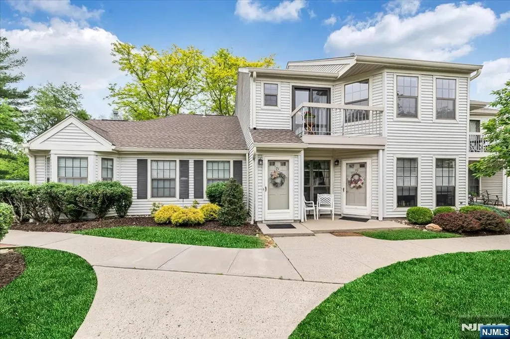 71 Fromm Court Mahwah NJ 07430