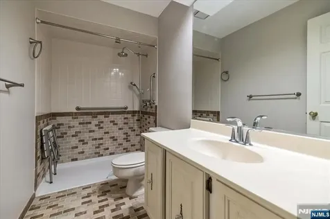 71 Fromm Court Mahwah NJ 07430