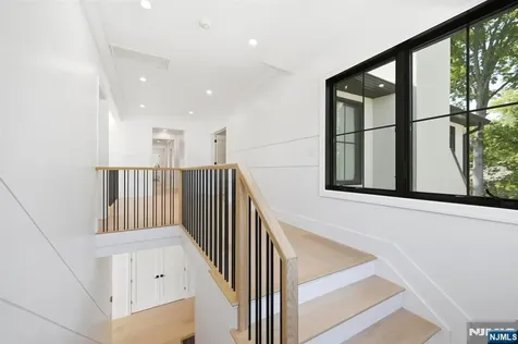 11 Forcier Court Tenafly NJ 07670