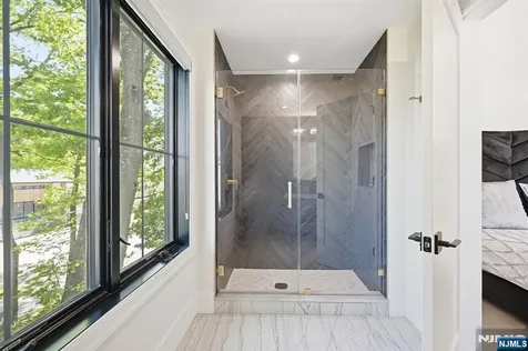 11 Forcier Court Tenafly NJ 07670