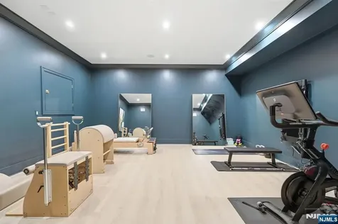 11 Forcier Court Tenafly NJ 07670