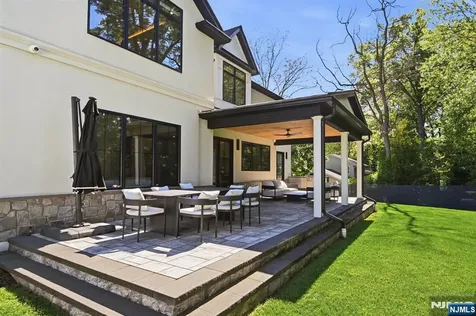 11 Forcier Court Tenafly NJ 07670