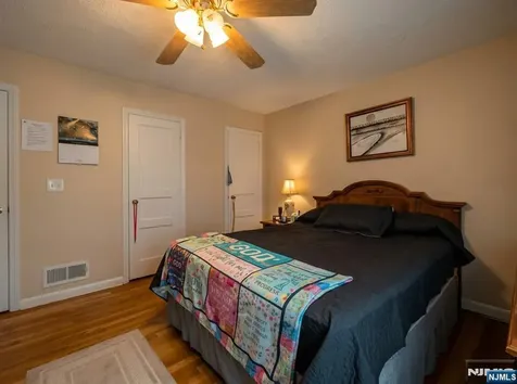 1255 Tuxedo Square Teaneck NJ 07666
