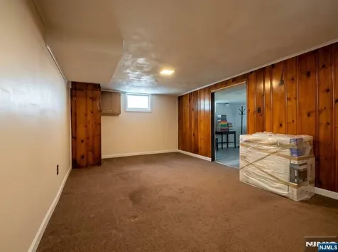 1255 Tuxedo Square Teaneck NJ 07666