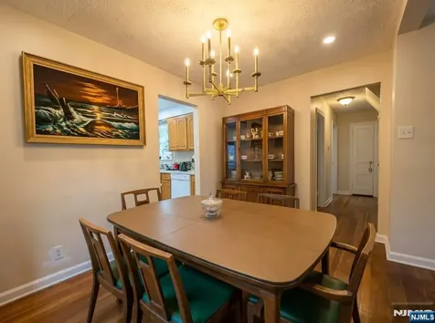 1255 Tuxedo Square Teaneck NJ 07666
