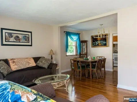 1255 Tuxedo Square Teaneck NJ 07666