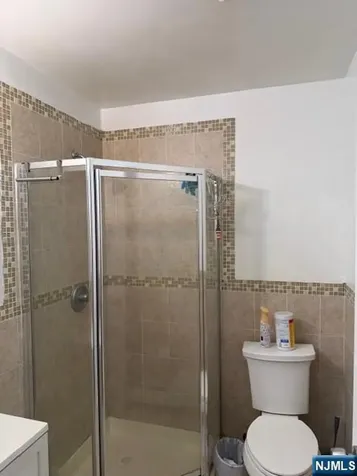56 Hamilton Avenue Fairview NJ 07022