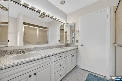 416 Bromley Place Wyckoff NJ 07481
