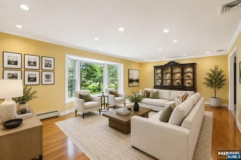400 Faletti Circle River Vale NJ 07675