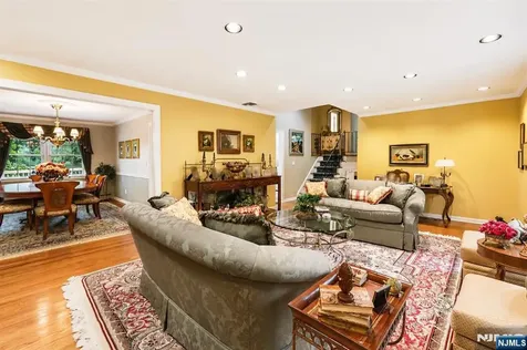 400 Faletti Circle River Vale NJ 07675