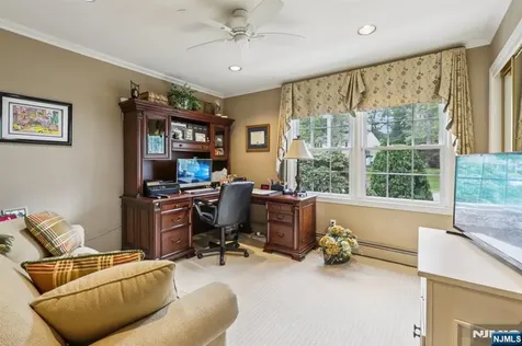400 Faletti Circle River Vale NJ 07675
