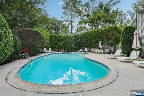 400 Faletti Circle River Vale NJ 07675