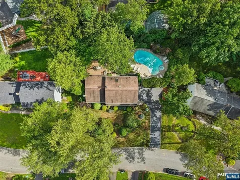 400 Faletti Circle River Vale NJ 07675