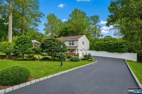 400 Faletti Circle River Vale NJ 07675