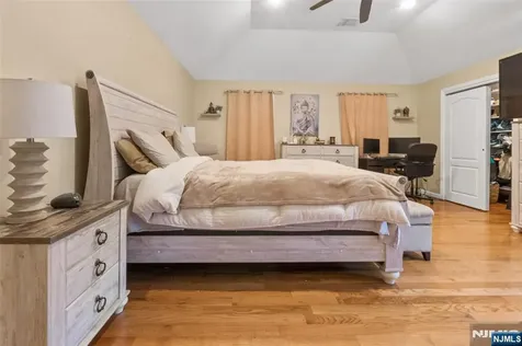 13 Ogden Road Belleville NJ 07109