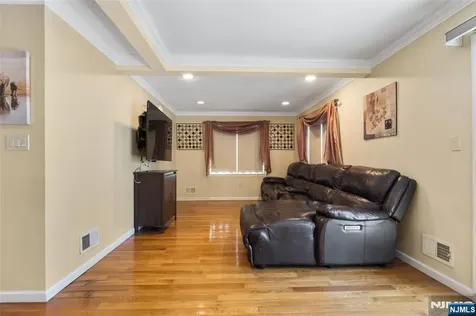 13 Ogden Road Belleville NJ 07109