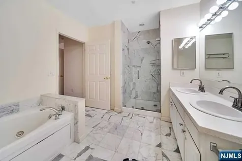 331 Promenade Edgewater NJ 07020